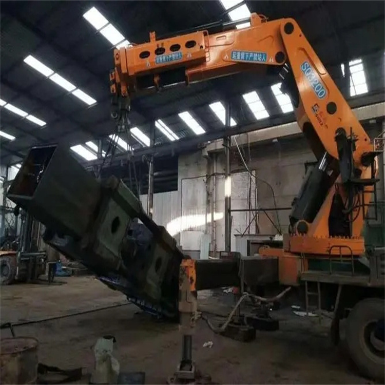 积玉口镇130吨折臂吊车出租吊机租赁附近电话