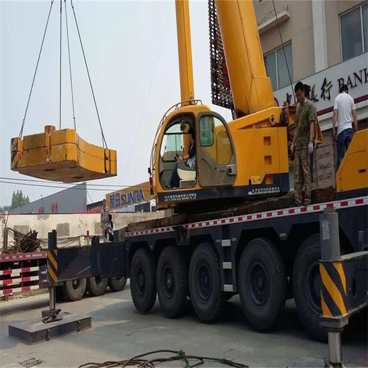 积玉口镇当地吊车出租|机器吊装|75吨|工厂搬迁服务