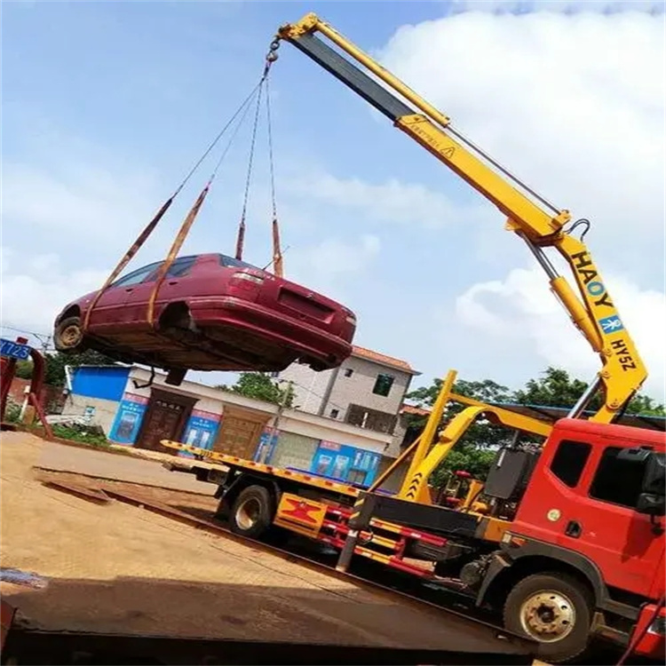 积玉口镇吊车吊汽车的正确方法