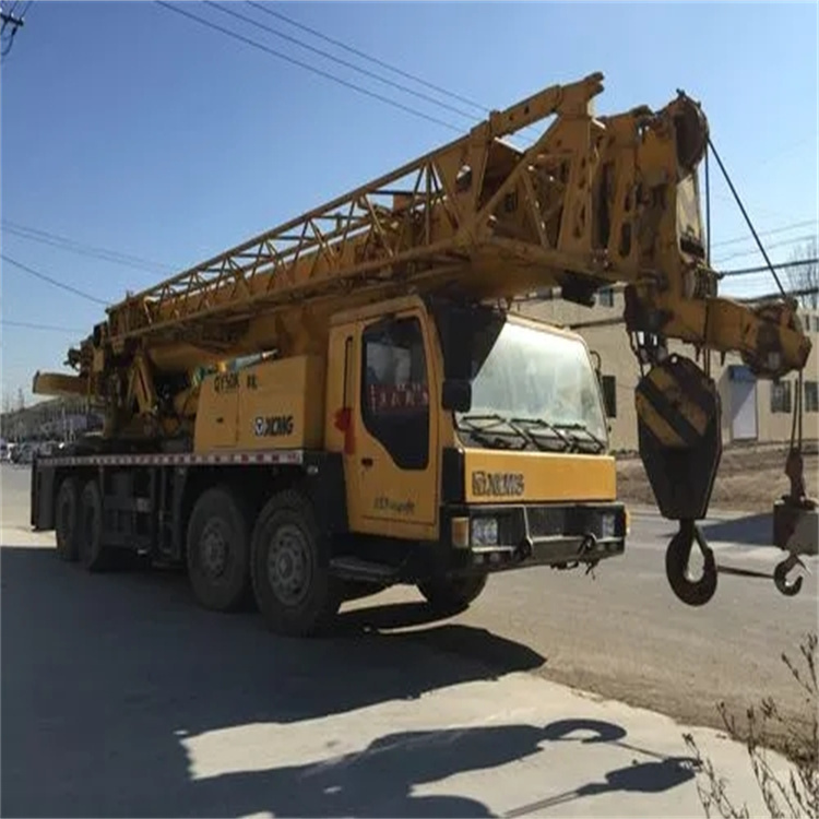 积玉口镇哪里有专业吊车出租